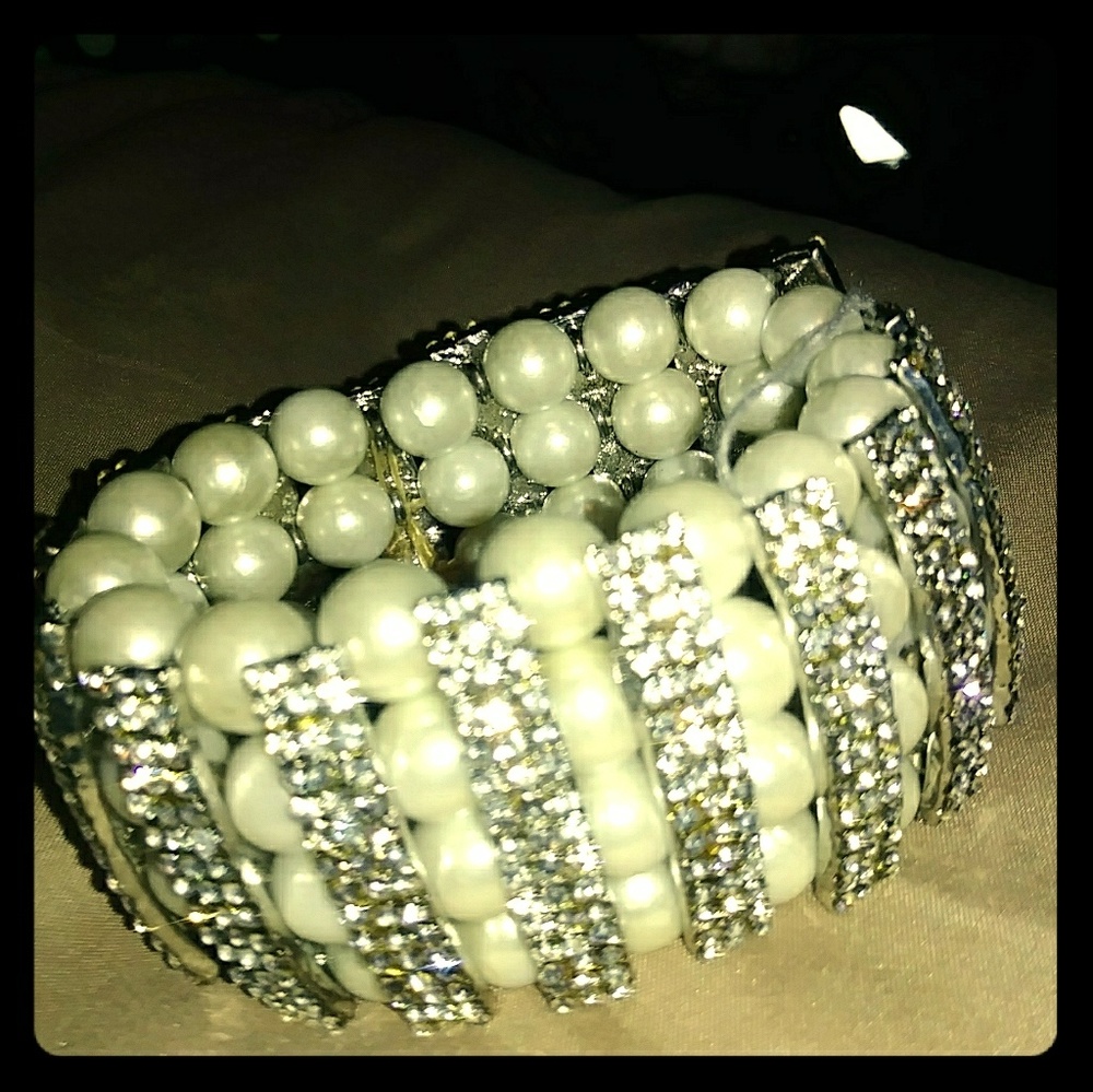 Serene Bracelet